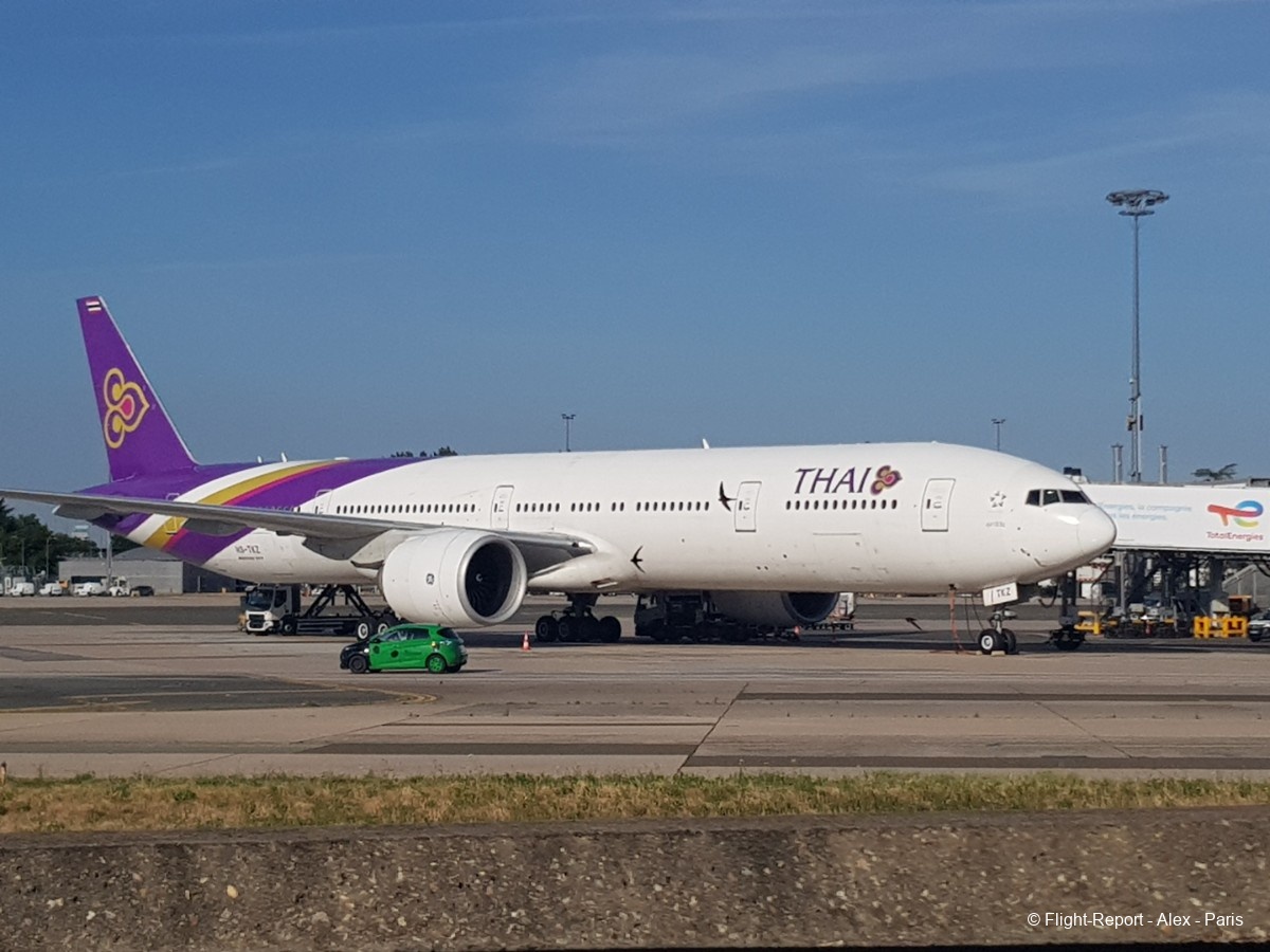 Etihad Airways Abu Dhabi → Paris