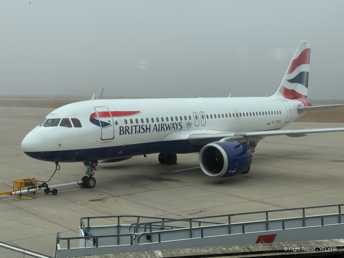 Loganair Jersey → Paris