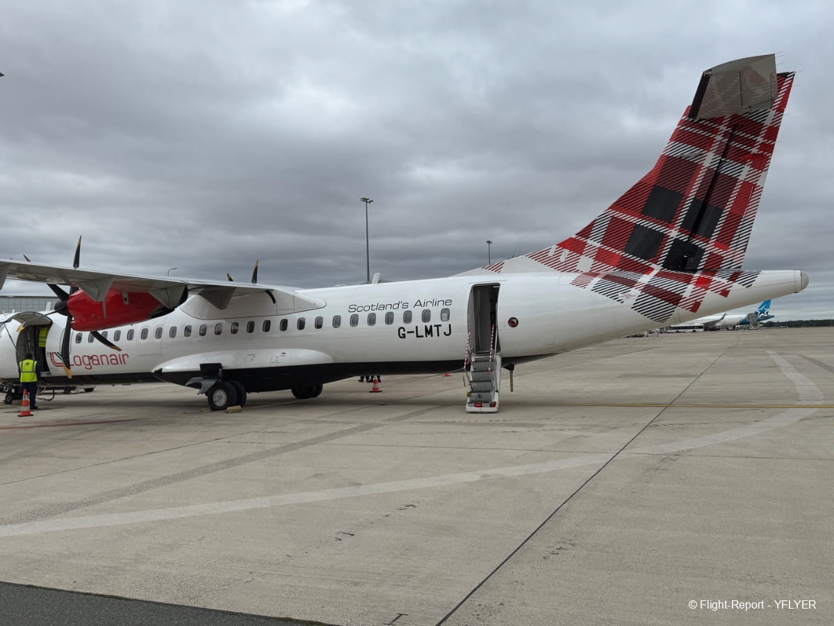Loganair Jersey → Paris