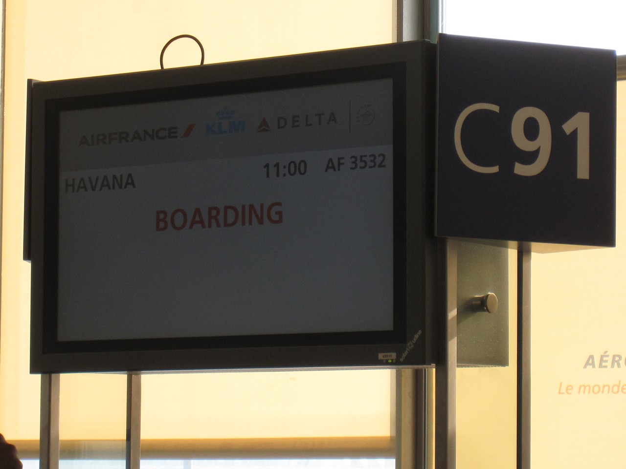 photo 12-fev-boarding-gate-acces1