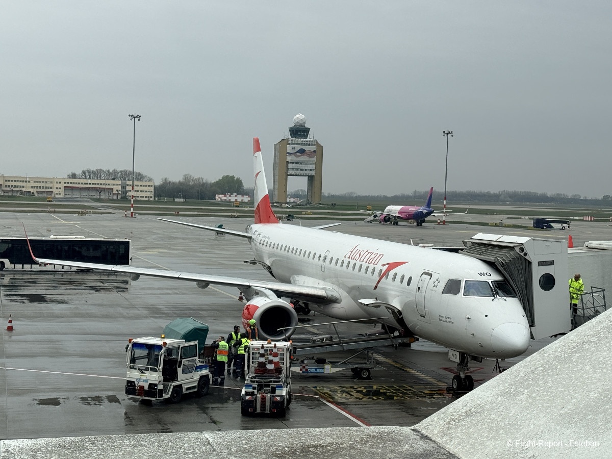 Austrian Airlines Budapest → Vienna