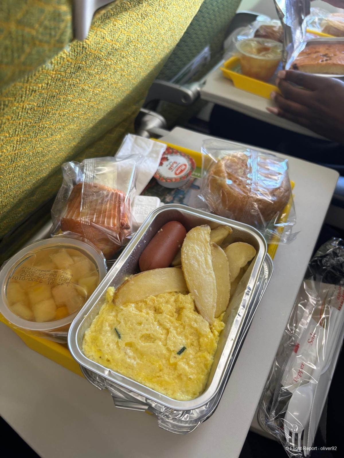 photo 6e725c24-3fce-42cc-8984-cdc33cfa7b42