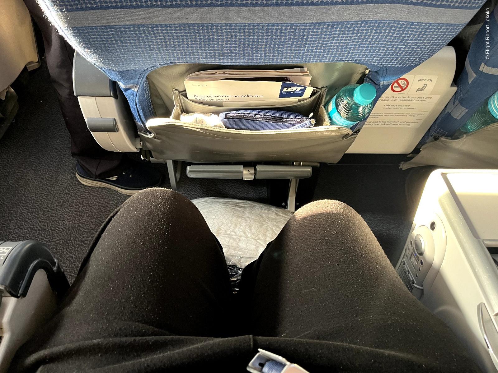 photo 131537fa-180a-4b1d-9820-79ff061fd1ff-42581