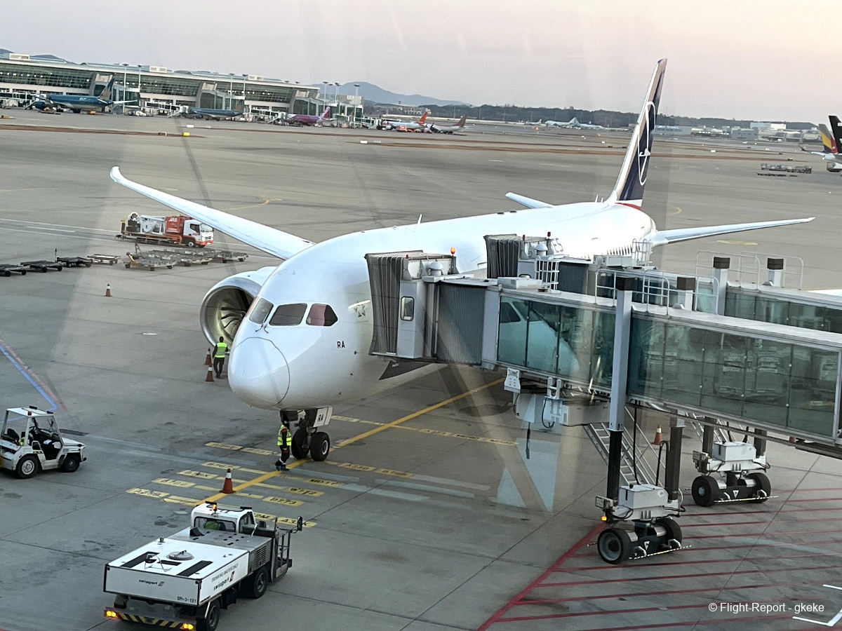 photo 4b6c2bfa-78f4-4ad0-b7f4-8b2e6bf3732d