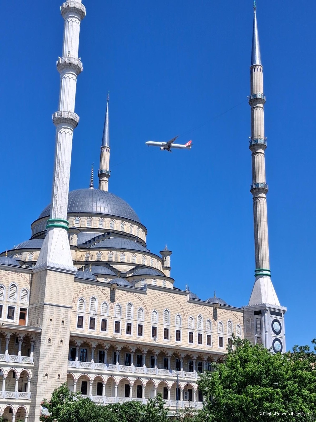 Turkish Airlines Istanbul → Manchester