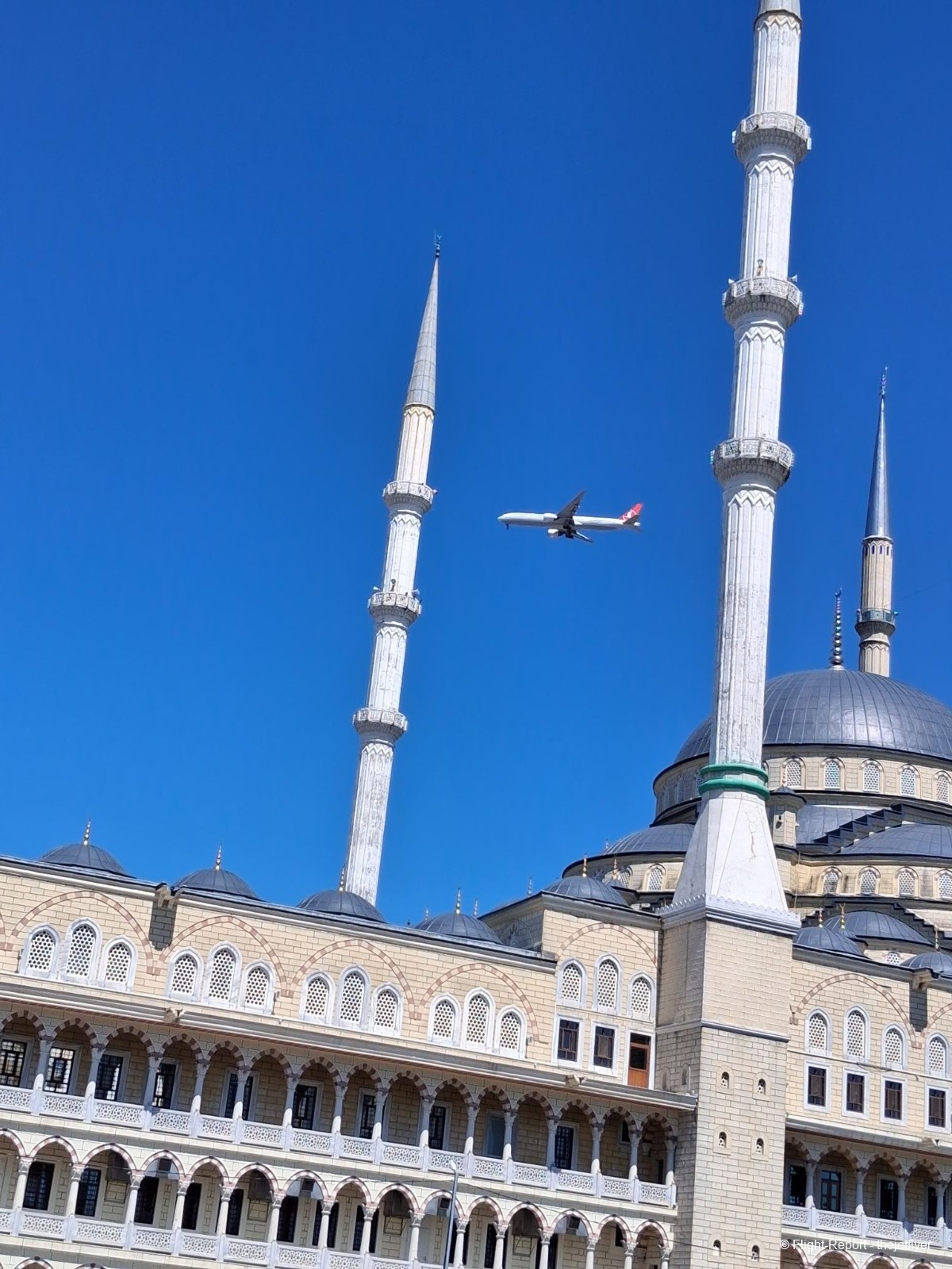 Turkish Airlines Istanbul → Manchester