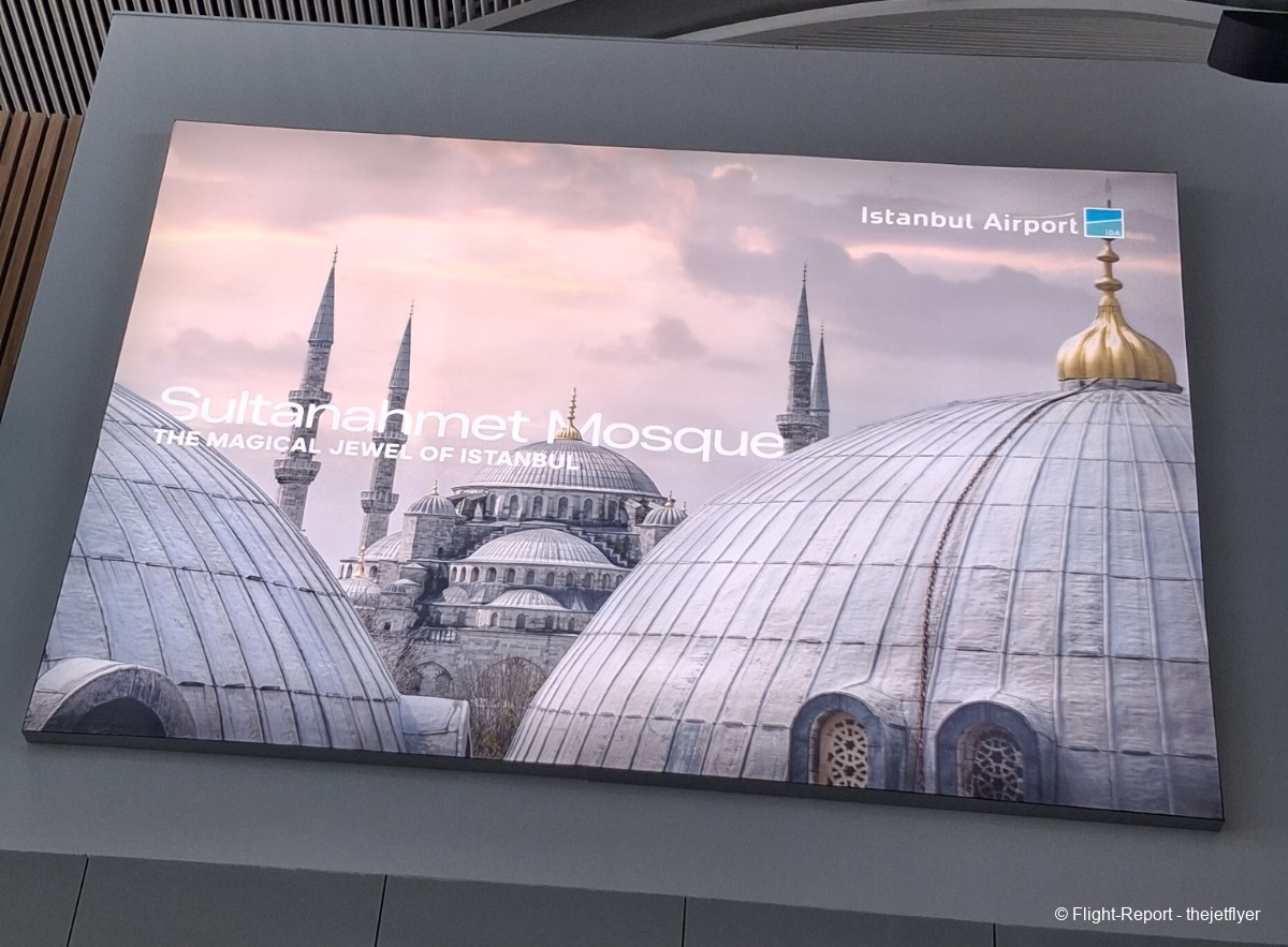 Turkish Airlines Istanbul → Manchester