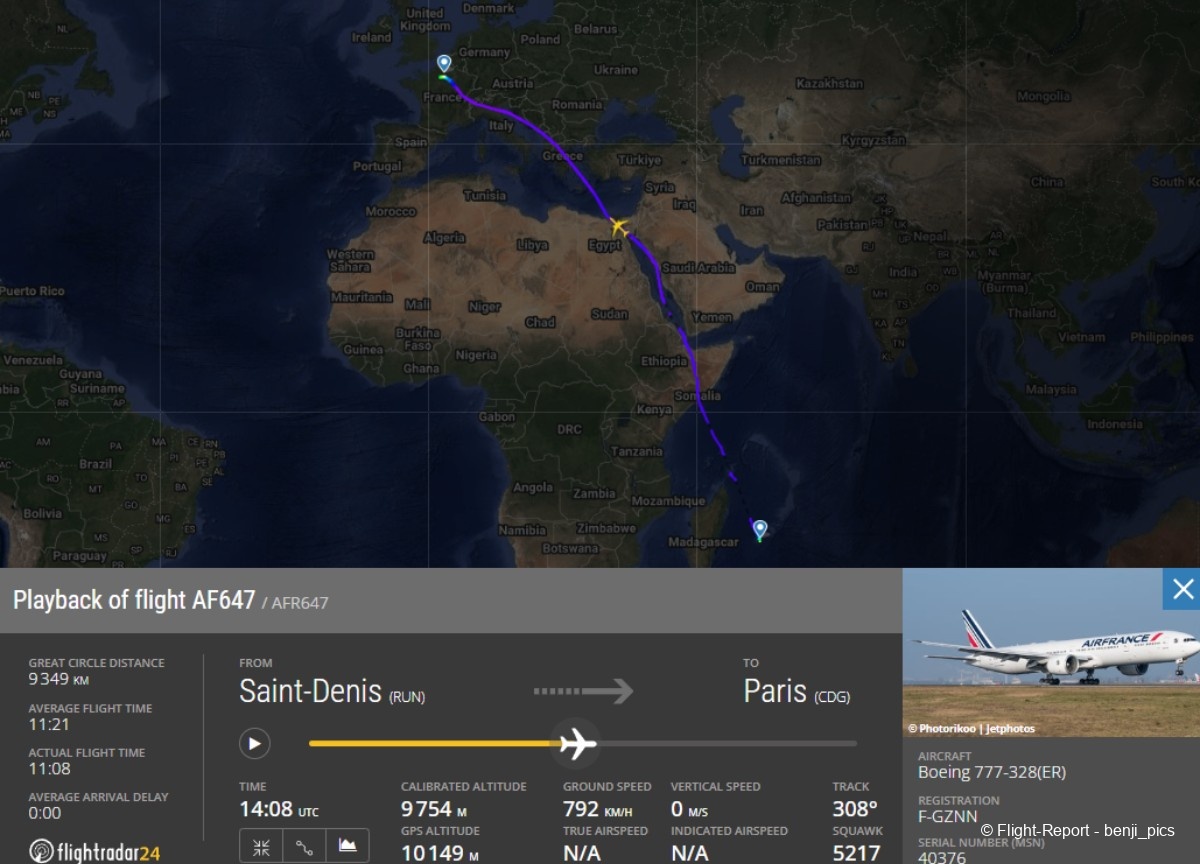 photo opera-instantane_2025-03-28_121617_wwwflightradar24com
