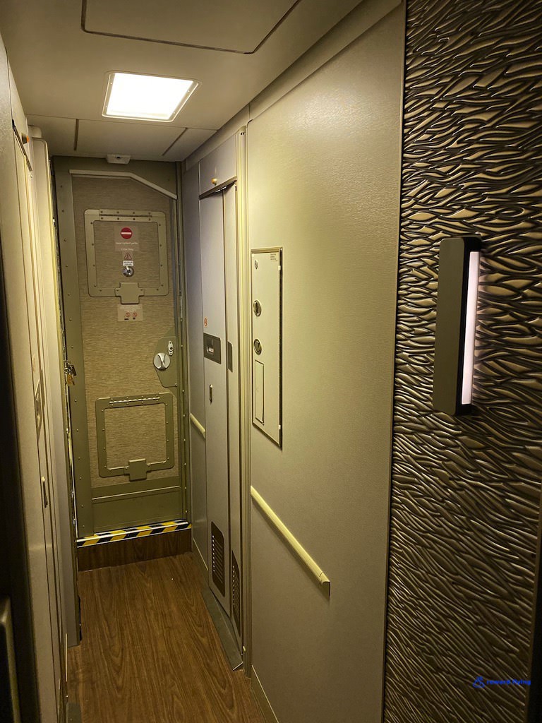 photo ek184-cabin-cockpit