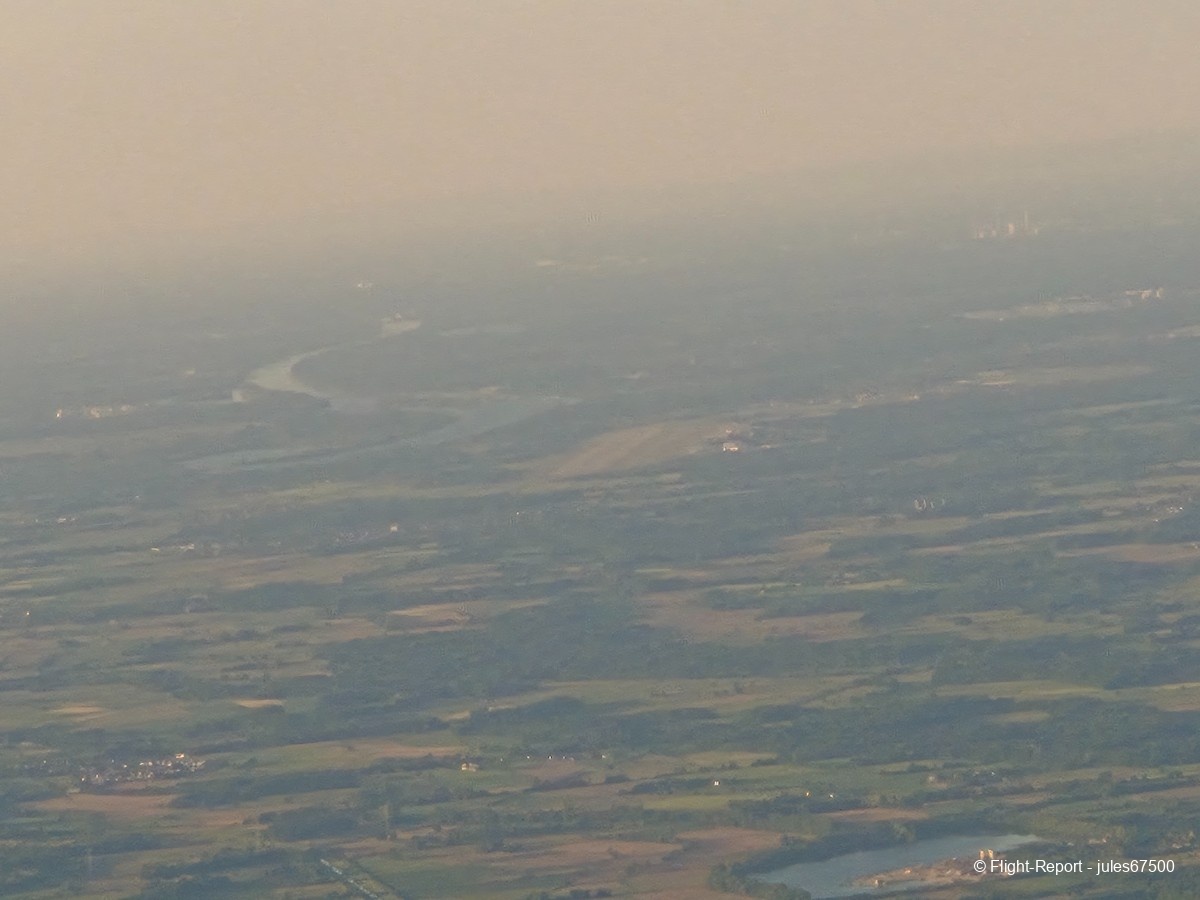 photo 20250511_210244