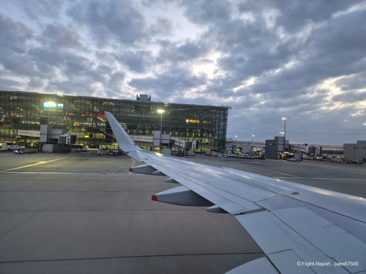 photo 20250518_210328