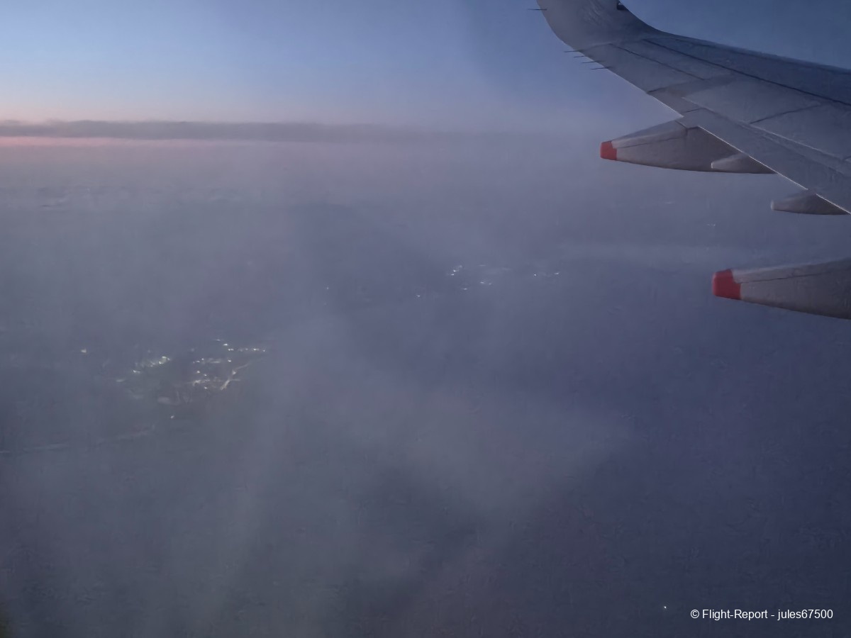 photo 20250518_212906