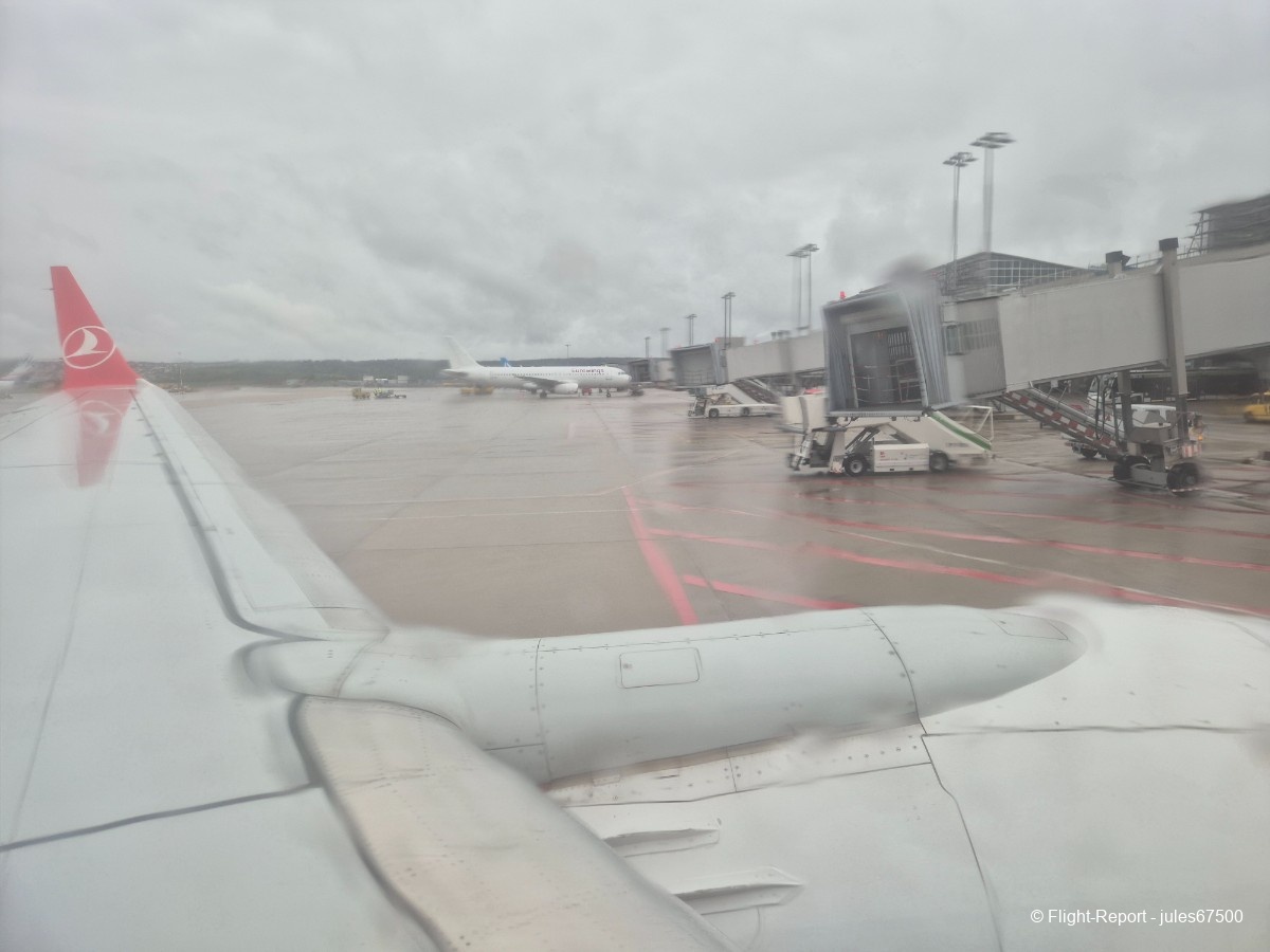 Turkish Airlines Stuttgart → Istanbul