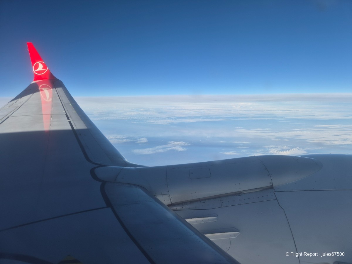 Turkish Airlines Stuttgart → Istanbul