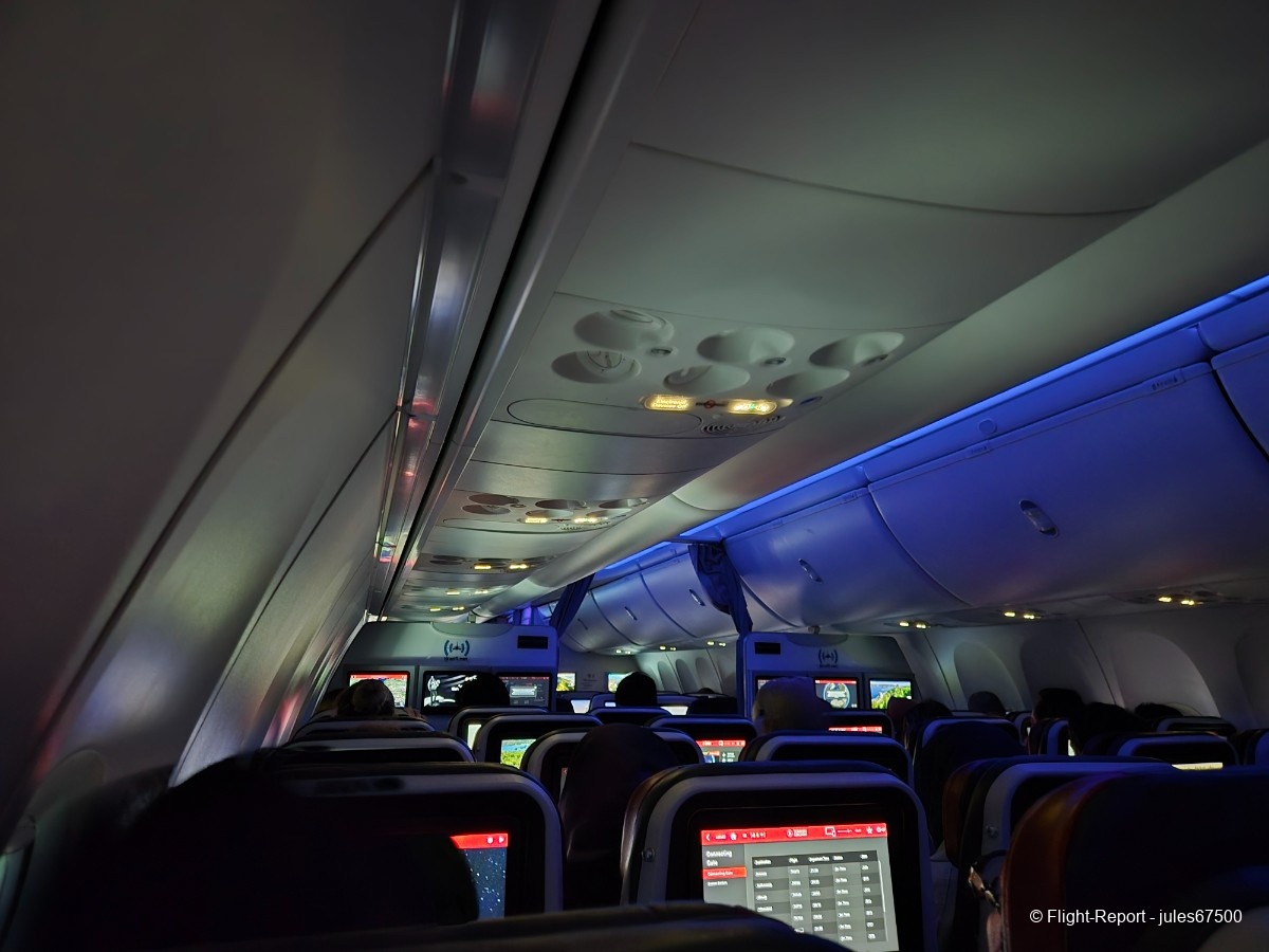 Turkish Airlines Stuttgart → Istanbul