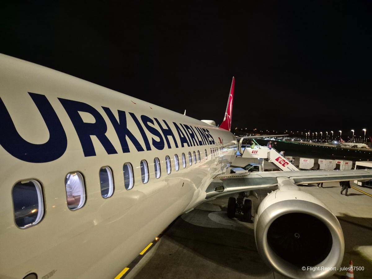 Turkish Airlines Stuttgart → Istanbul