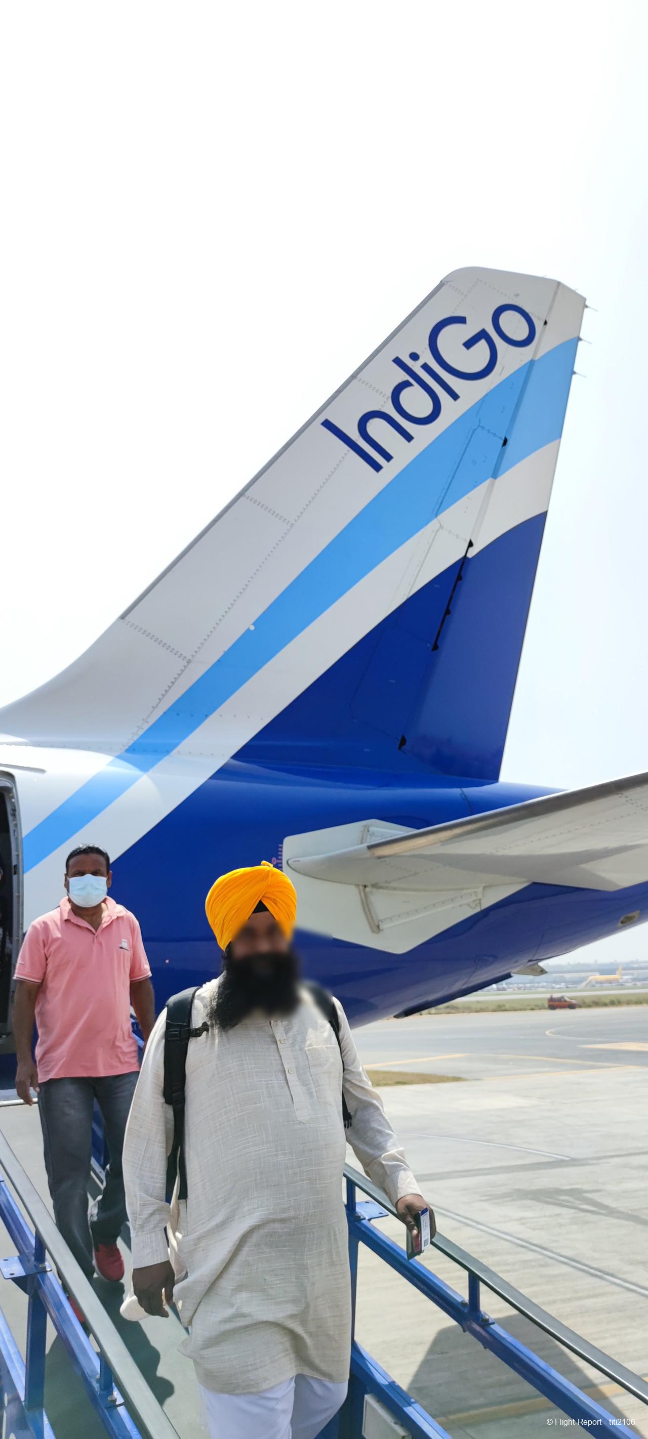 photo 005-indigo-flight-back-to-delhi-68-16985