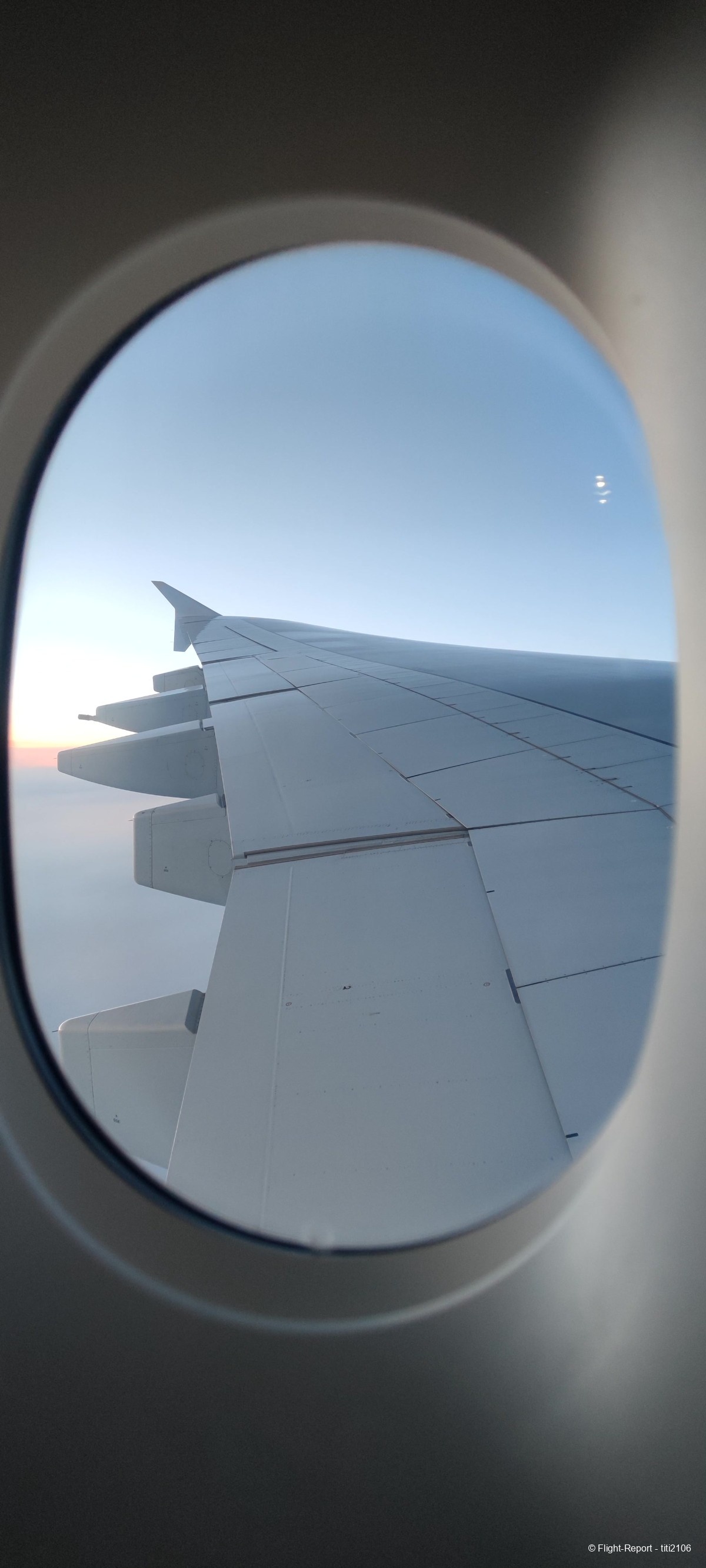 photo 001-flight-emirates-to-dubai-82