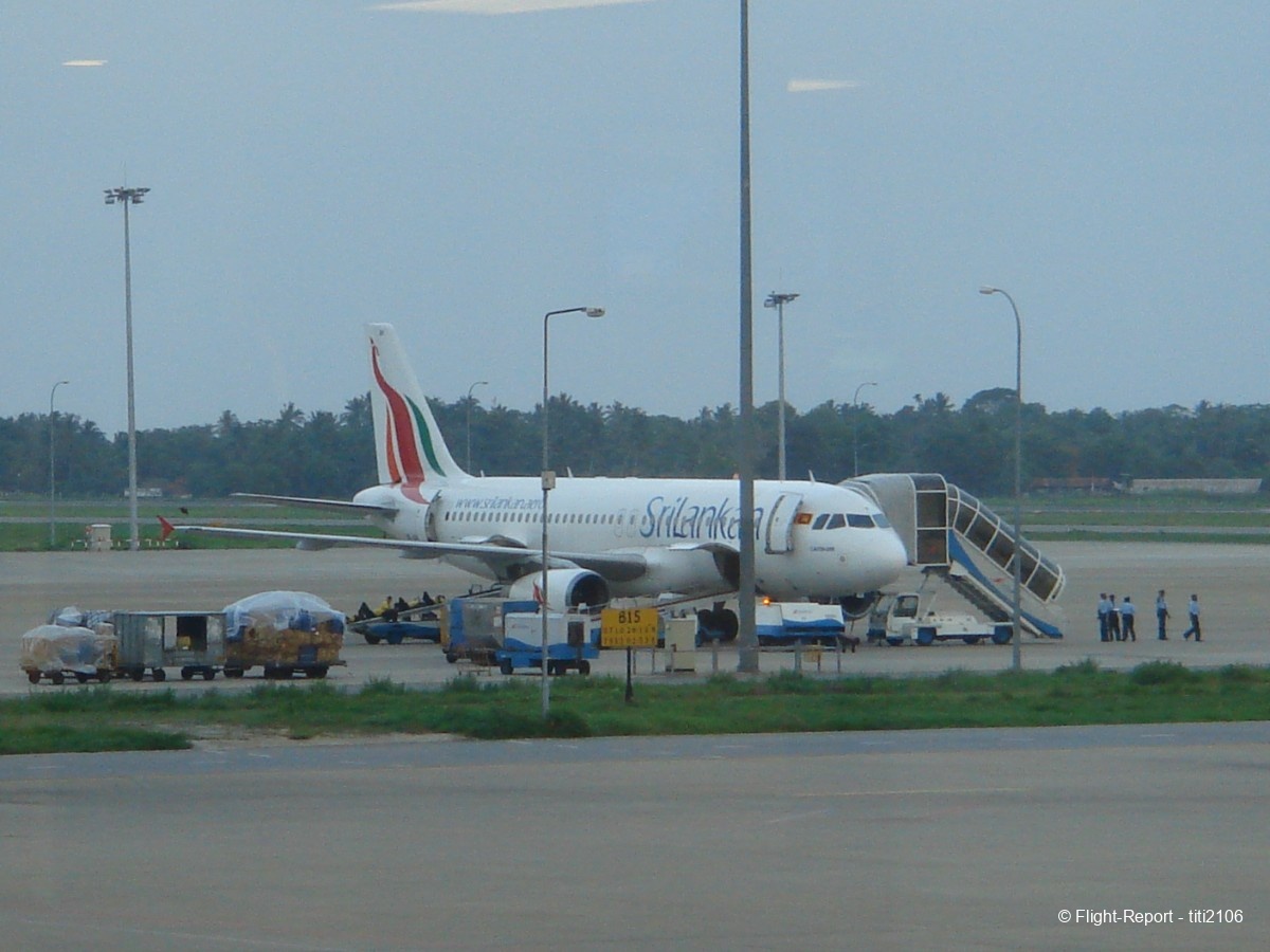 photo vol-sri-lankan-vers-colombo-et-trivandrum-27
