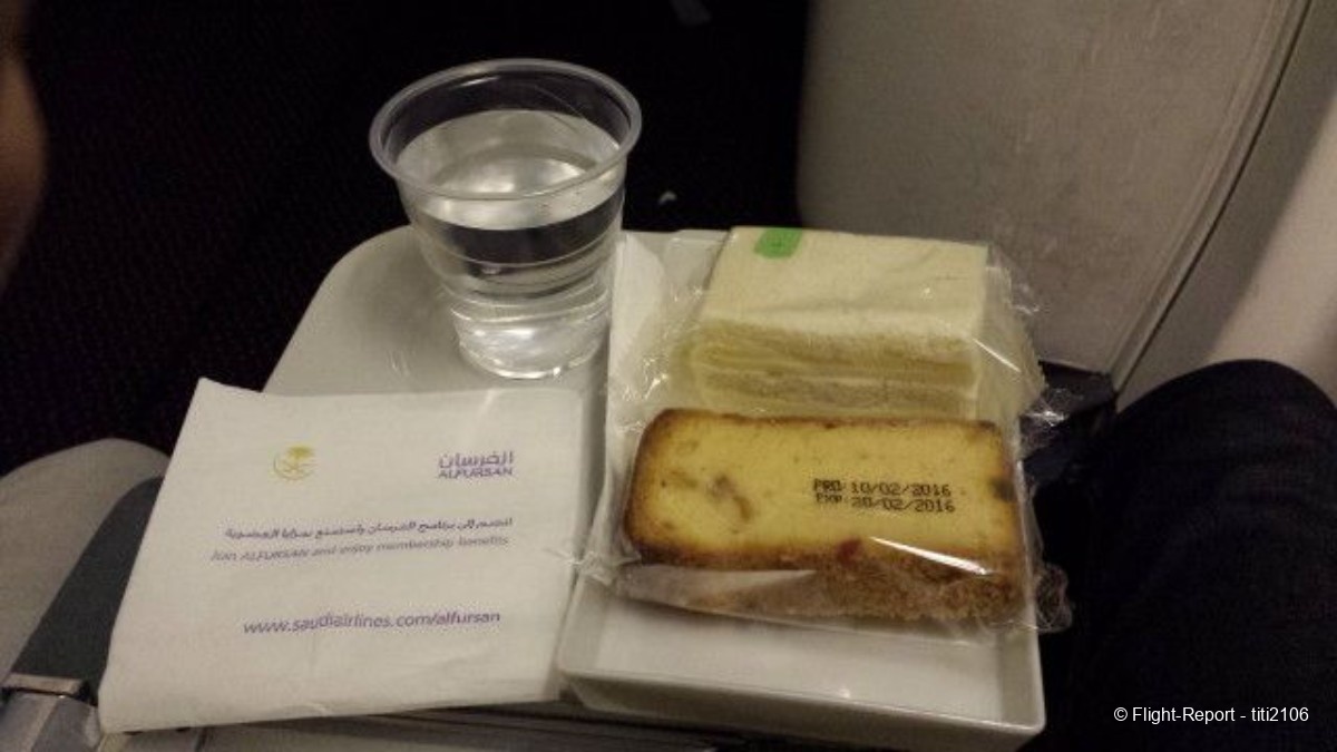 photo 025-saudia-dhaka-jeddah-cdg-22_1