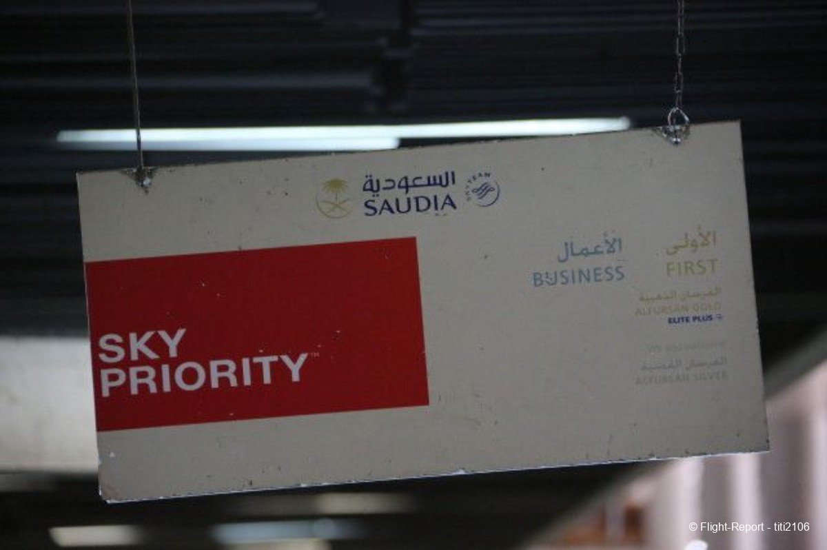 photo 025-saudia-dhaka-jeddah-cdg-56_1
