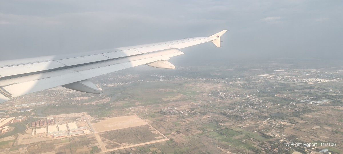 photo 004-cambodia-airways-flight-bangkok-phnom-penh-56