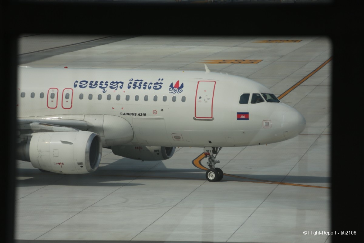 photo 004-cambodia-airways-flight-bangkok-phnom-penh-75