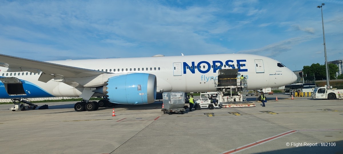 photo 001-cdg-prn-european-air-charter-23