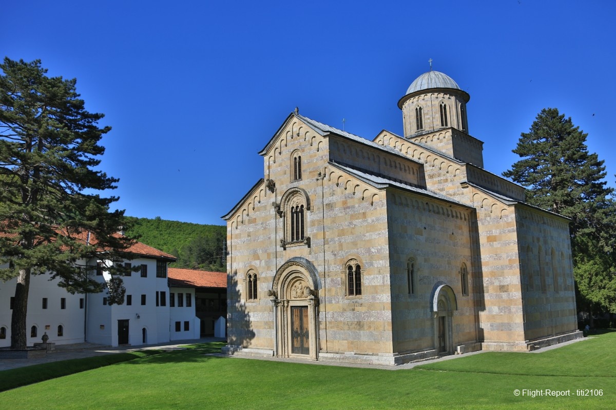 photo 011-decani-monastery-8
