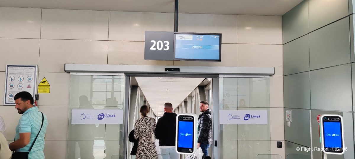 photo 019-flight-to-zrh-and-cdg-92