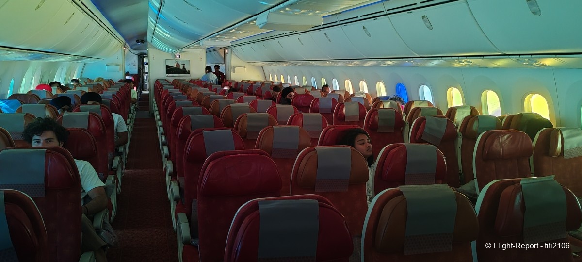 photo 001-air-india-cdg-del-12-09-25-115