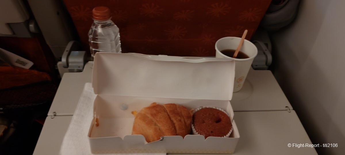 photo 001-air-india-cdg-del-12-09-25-136