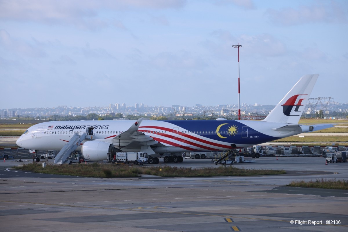 photo 001-air-india-cdg-del-12-09-25-21