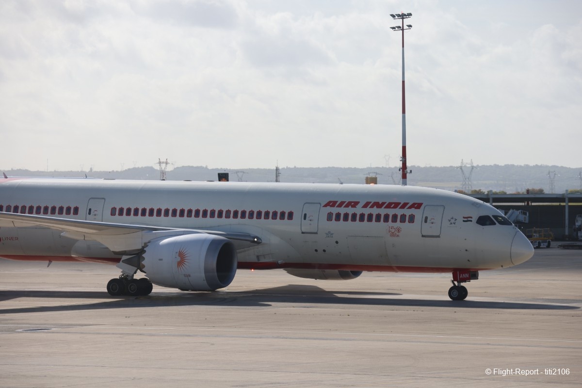 photo 001-air-india-cdg-del-12-09-25-28