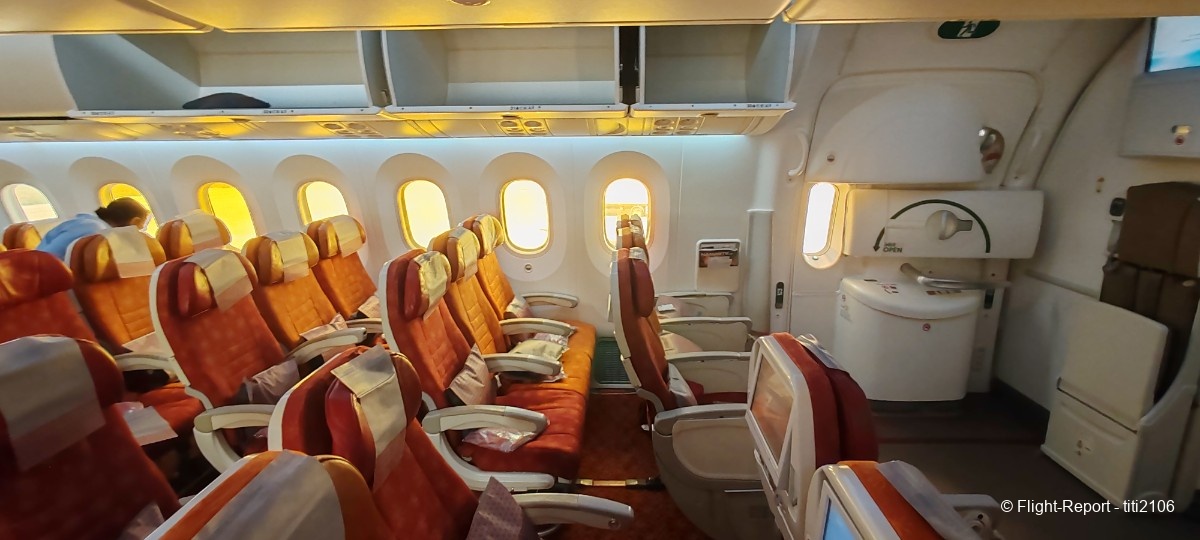 photo 001-air-india-cdg-del-12-09-25-55