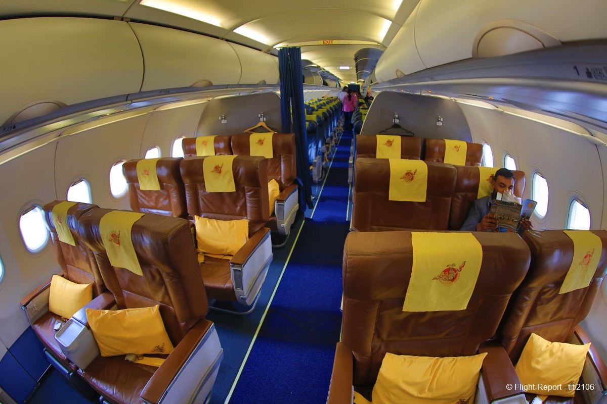 photo 004-bhutan-airlines-delhi-ktm-paro-118