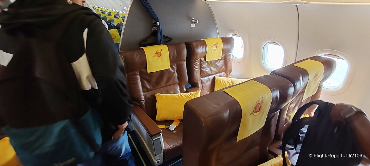 photo 004-bhutan-airlines-delhi-ktm-paro-141