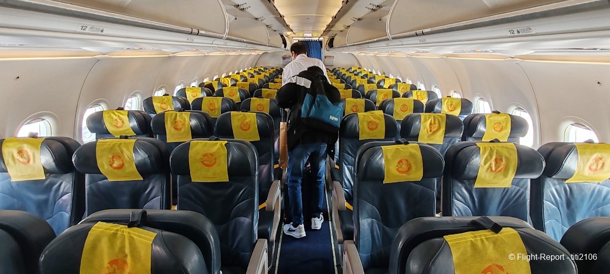 photo 004-bhutan-airlines-delhi-ktm-paro-145