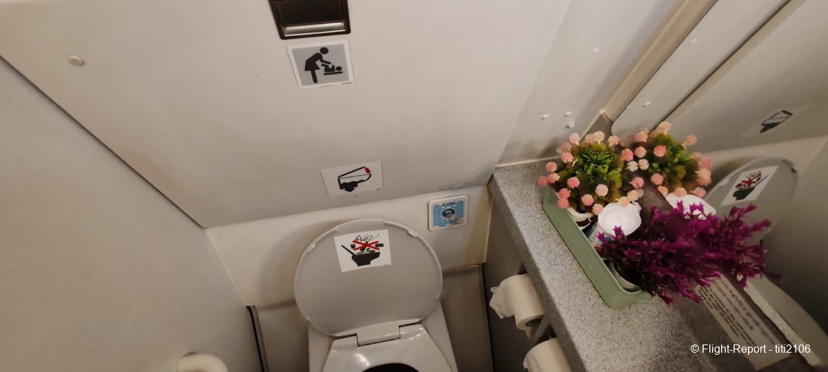 photo 004-bhutan-airlines-delhi-ktm-paro-154