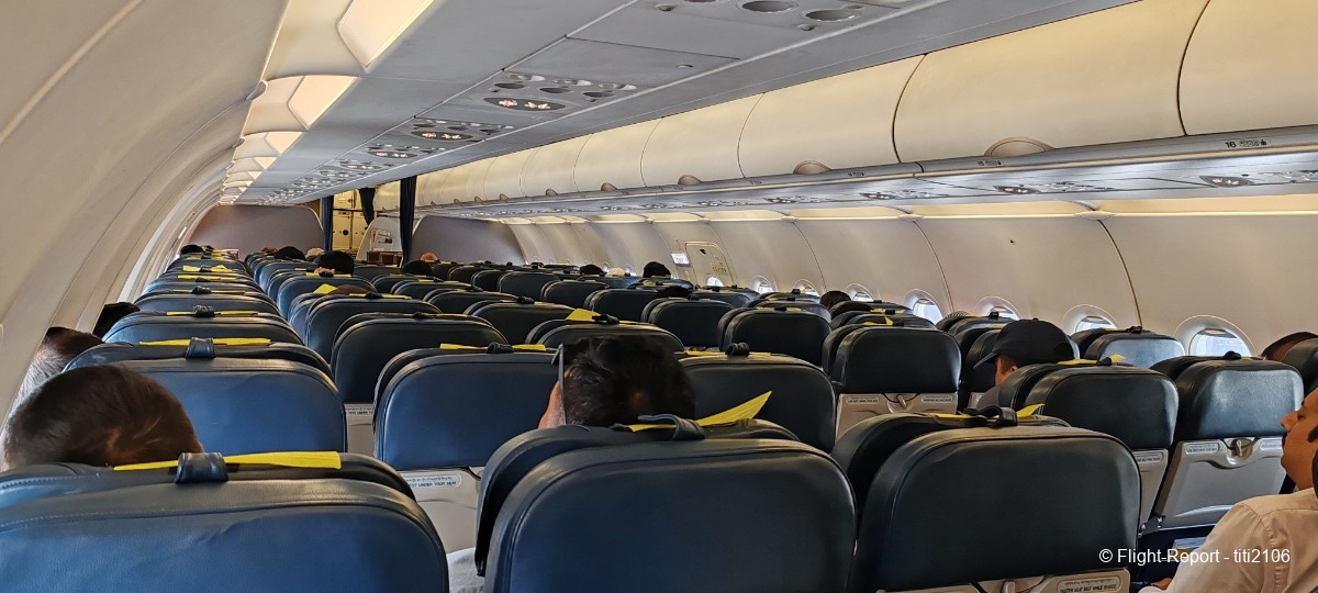 photo 004-bhutan-airlines-delhi-ktm-paro-180