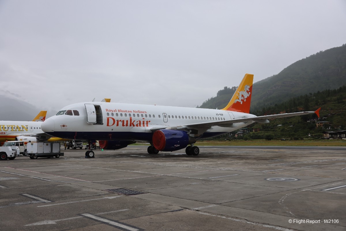 photo 004-bhutan-airlines-delhi-ktm-paro-263