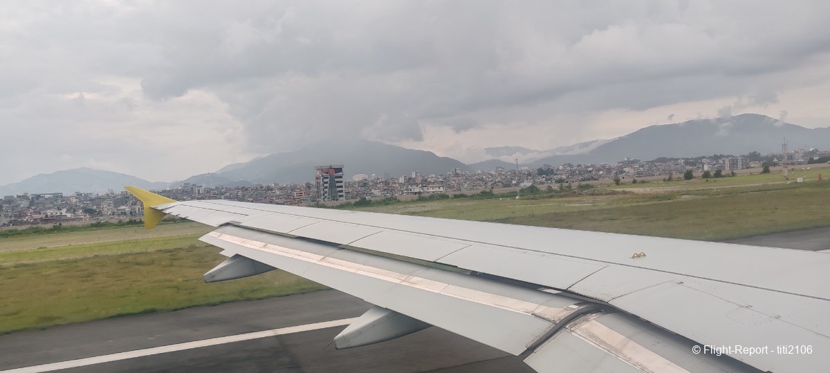 photo 004-bhutan-airlines-delhi-ktm-paro-318