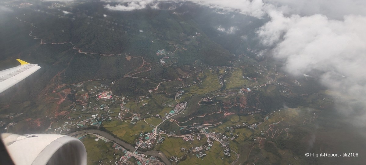 photo 004-bhutan-airlines-delhi-ktm-paro-355