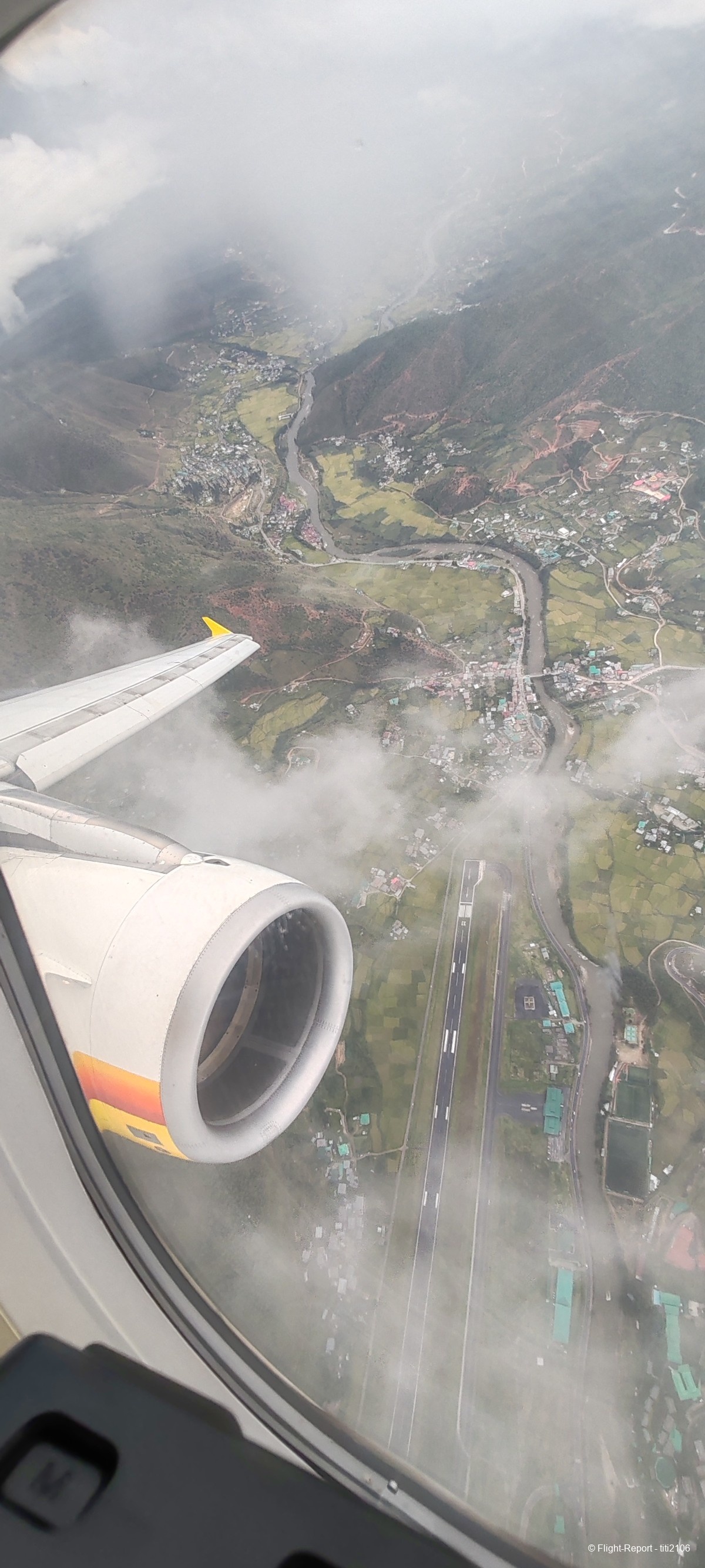 photo 004-bhutan-airlines-delhi-ktm-paro-356