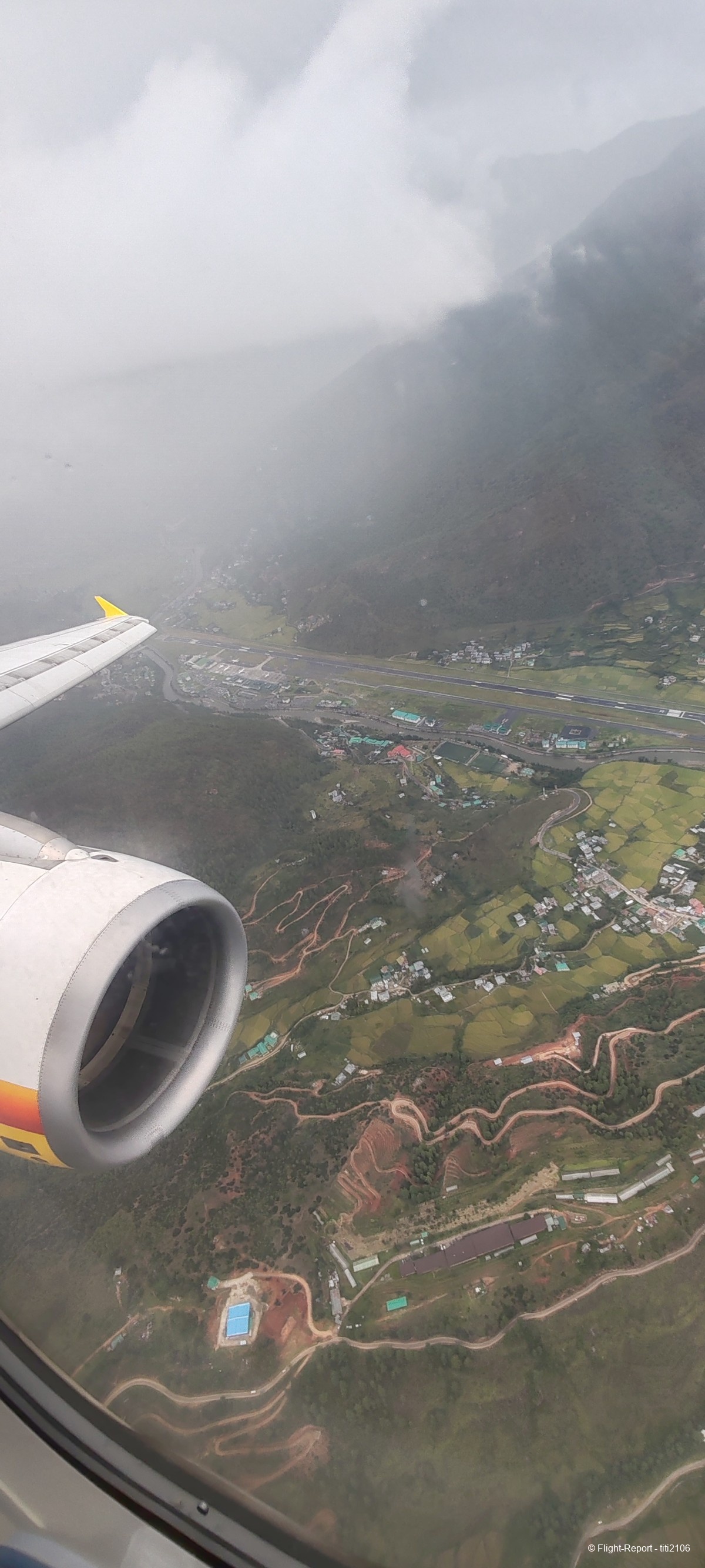 photo 004-bhutan-airlines-delhi-ktm-paro-360