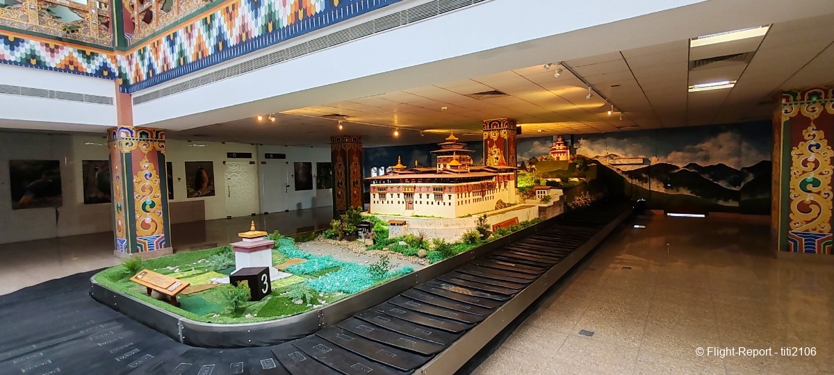 photo 004-bhutan-airlines-delhi-ktm-paro-395