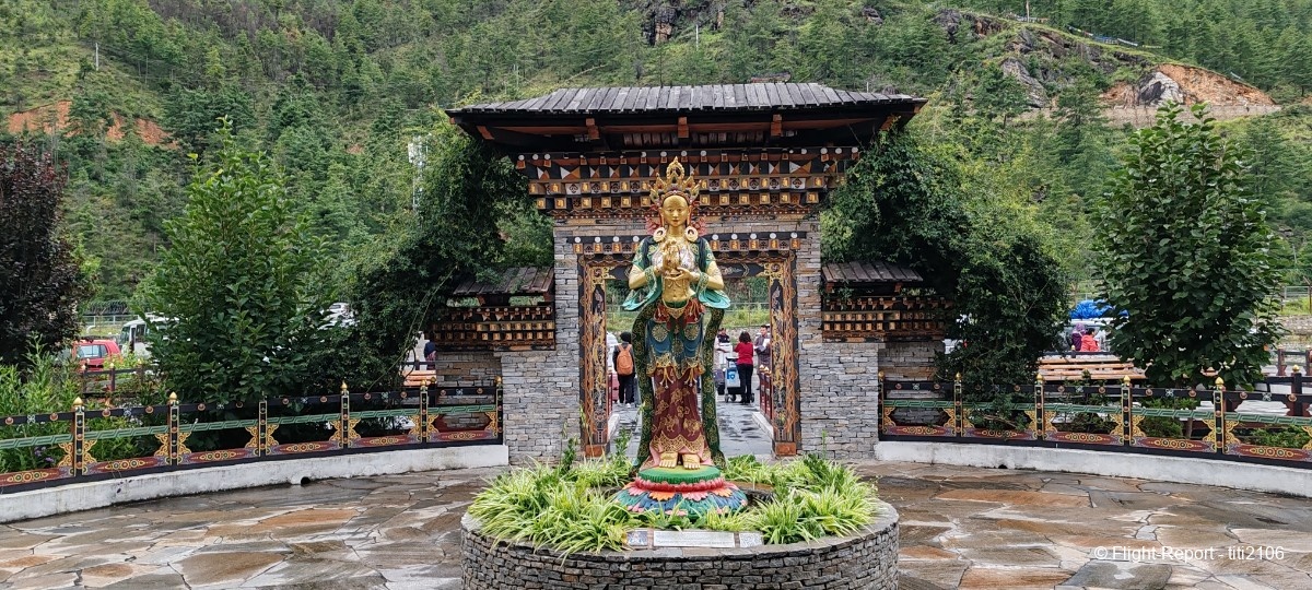 photo 004-bhutan-airlines-delhi-ktm-paro-400