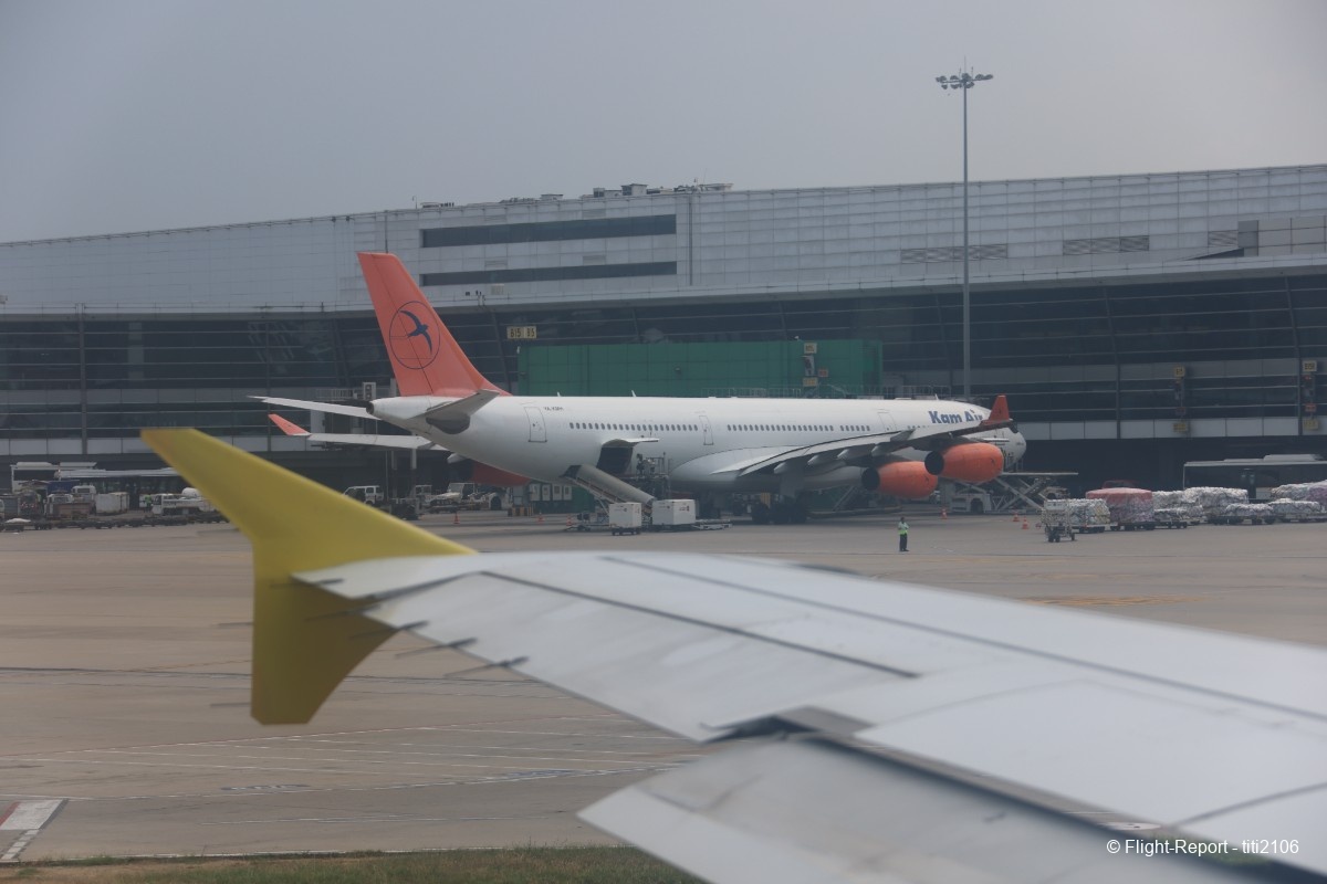 photo 004-bhutan-airlines-delhi-ktm-paro-82