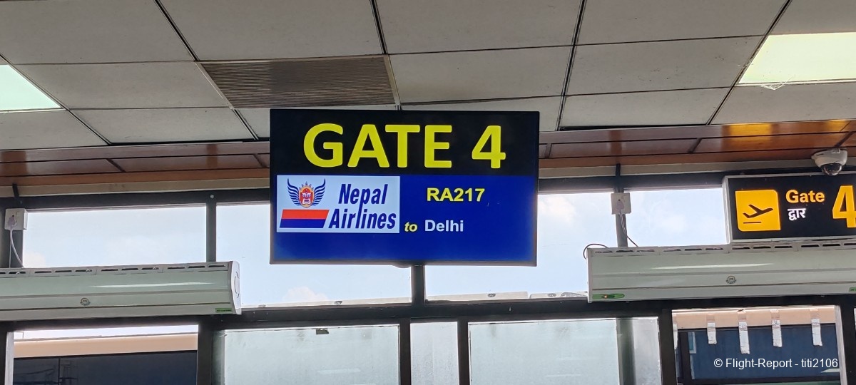 photo 031-nepal-airlines-katmandou-delhi-69