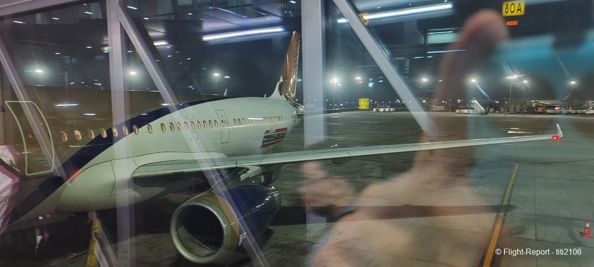 photo 032-gulf-air-delhi-bah-ist-25